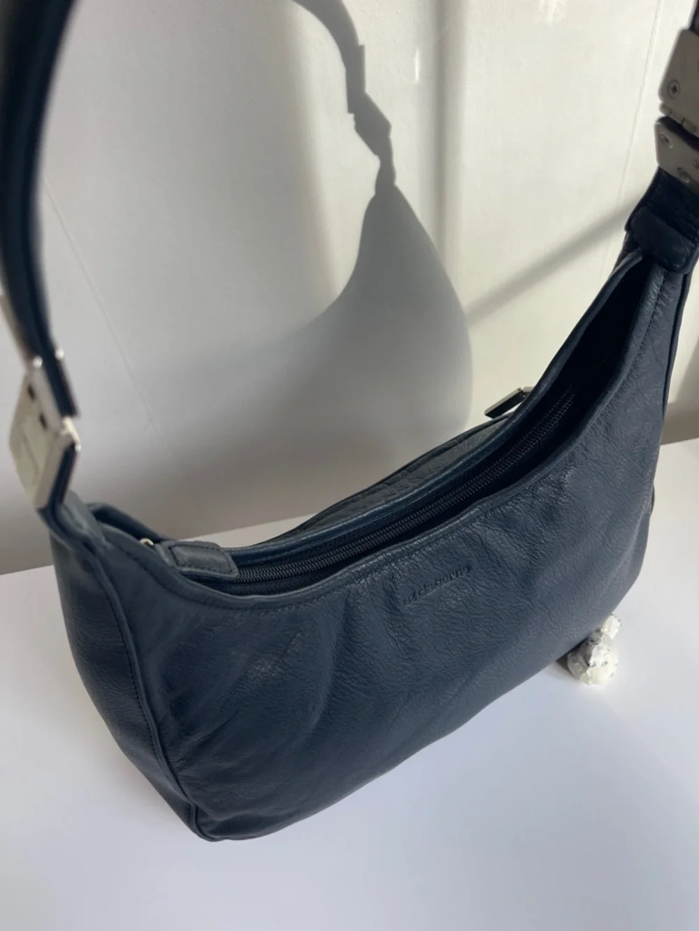 Liz Claiborne Vintage Genuine Leather Shoulder Bag Navy